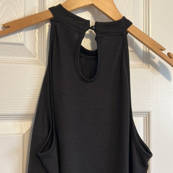 Shein high neck tank top with eyelet drop back closure. - Picture 2 of 2